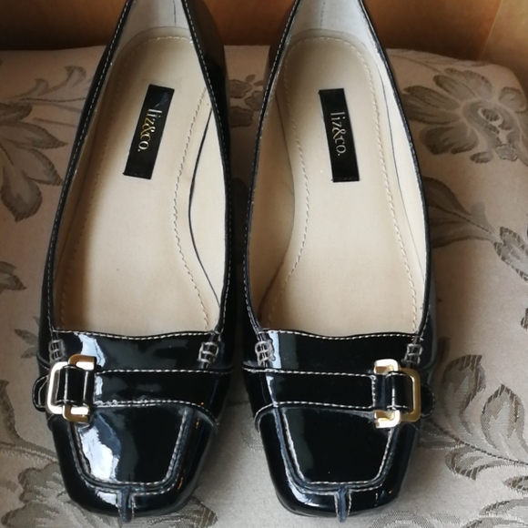 Liz&CO. Flats - Picture 1 of 7